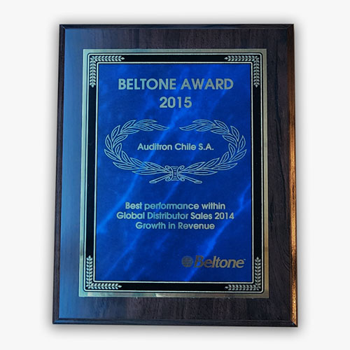 Galvano de reconocimiento para Auditron Chile Beltone Award 2014